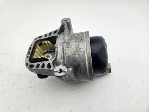 Foto 4ª: Soporte Motor Audi A4 35 TDI S LINE 4P) BERLINA 163CV 120KW [DTNA] (2024)