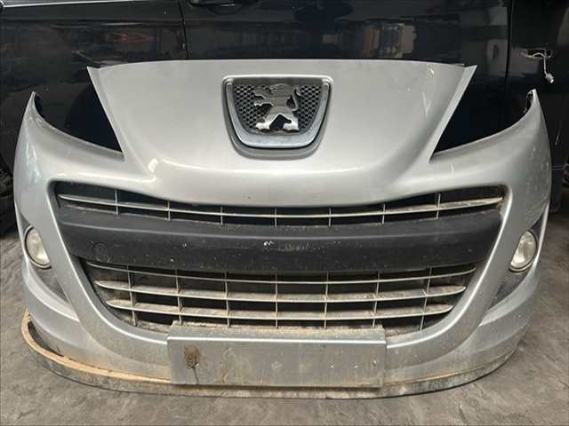 Paragolpes Delantero Peugeot 207 1.4 GASOLINA