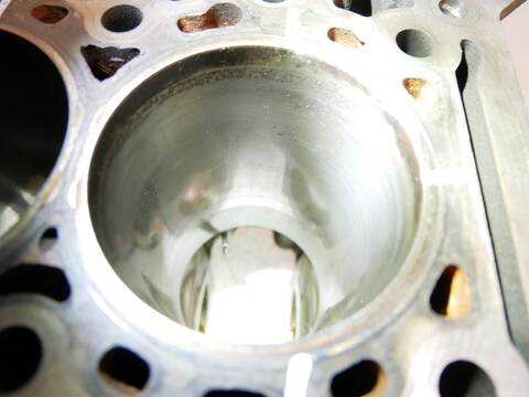 Bloque Motor Ford Transit 130 CV 96KW