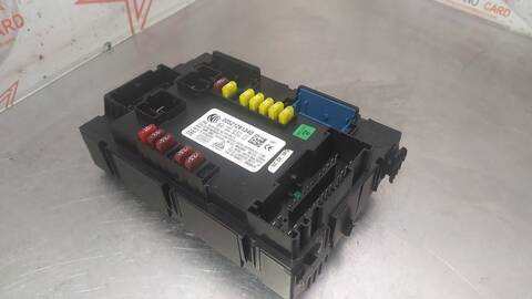 Foto 4ª: Caja Reles Fusibles Fiat 500 URBAN 69CV 51KW [55280444] (2019)