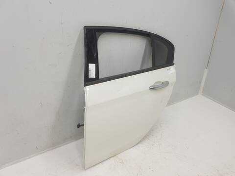 Foto 3ª: Puerta Trasera Izquierda Fiat Tipo LOUNGE
