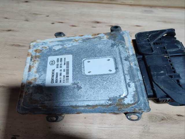 Foto 2ª: Centralita Motor ECU Kia Ceed VERSION INDEFINIDA SPORTSWAGON CD) (2018)