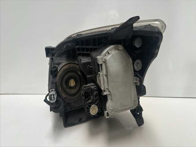 Foto 2ª: Faro Derecho Toyota Avensis 1.8 GASOLINA [G1ZZ-FE] (2004)