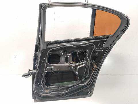 Foto 3ª: Puerta Trasera Derecha Bmw Serie 5 518 520 D [N47 D20 C] (2009)
