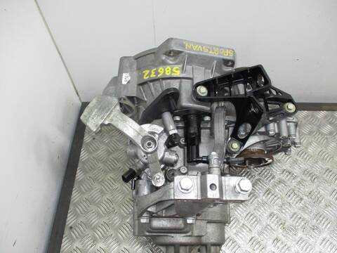 Foto 2ª: Caja Cambios Volkswagen Golf CZD (2017)