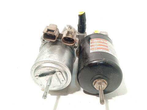 Foto 2ª: Servofreno Toyota Yaris HSD ACTIVE 75CV 55KW [1NZ] (2017)