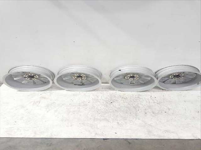 Foto 3ª: Juego LLantas Seat Arona XPERIENCE PLUS 110CV [DLAA] (2017)