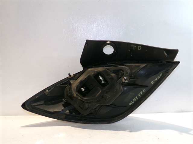 Foto 3ª: Piloto Trasero Derecho Opel Astra 1.9 CDTI MODELO H,2003-2010 [Z19DT] (2006)