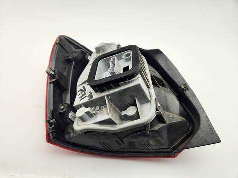 Foto 4ª: Piloto Trasero Derecho Volkswagen Polo ADVANCE 90CV 66KW [CAYB] (2012)