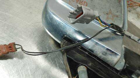 Foto 2ª: Retrovisor Derecho Nissan Navara CHALLENGE 4X4 133CV 98KW PICK-UP D22) CABINA DOBLE [YD25DDTI] (2005)