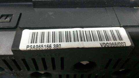 Foto 2ª: Cuadro de Instrumentos Citroen Xsara PICASSO (1999)