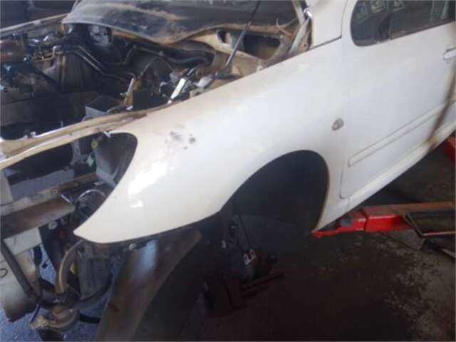 Aleta Delantera Izquierda Peugeot 307 1.6 HDI 110