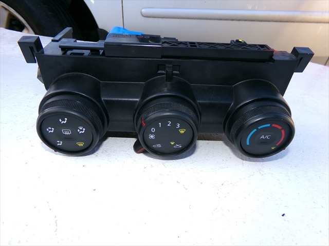 Mando Calefacción A. A. Dacia Duster 1.6 G 2017-2022