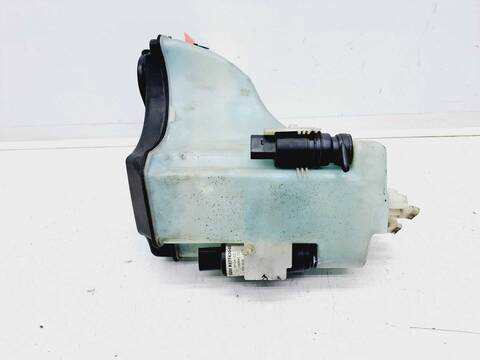 Foto 3ª: Deposito Limpiaparabrisas Bmw Serie 3 315 320D BERLINA 150CV 110KW [20-4D-4 D] (2003)