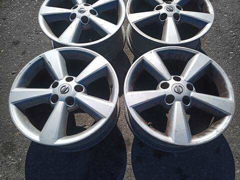 Foto 4ª: Juego LLantas Nissan Qashqai 140CV 103KW (2007)