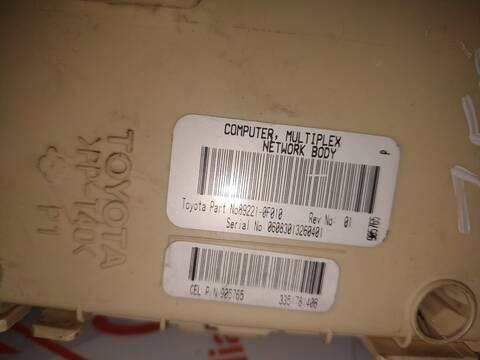 Foto 2ª: Caja Reles Fusibles Toyota Corolla 2.2 D-4D SOL 136CV 100KW [2ADFTV] (2006)