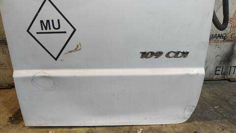 Foto 4ª: Puerta Trasera Derecha Mercedes Vito 109 CDI COMPACTO 639.601) 95CV 70KW CAJA CERRADA [646983] (2005)