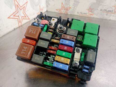 Caja Reles Fusibles Toyota Proace COMBI L1 VX 102CV 75KW