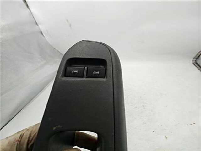 Foto 3ª: Botonera Elevalunas Seat Ibiza 1.9 HIT [1.9 LTR. - 74 KW TDI] [AXR]