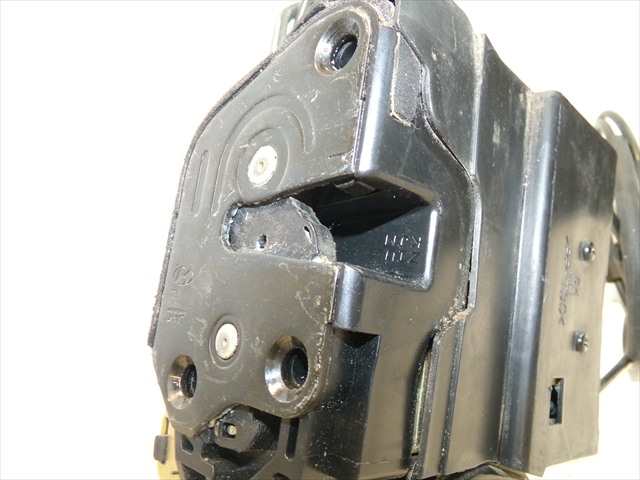 Foto 2ª: Cerradura Puerta Delantera Izquierda Hyundai Coupe 2.0 G 2001-2006 [G4GC] (2005)