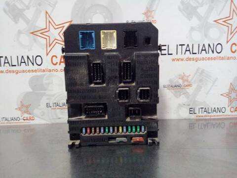 Foto 3ª: Caja Reles Fusibles Peugeot 207 1.4 HDI FAP 68CV 50KW (2006)