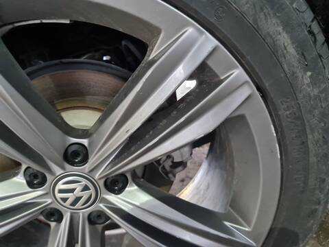 Foto 4ª: Juego LLantas Volkswagen Tiguan ADVANCE 4MOTION 150CV 110KW [DFGA] (2020)