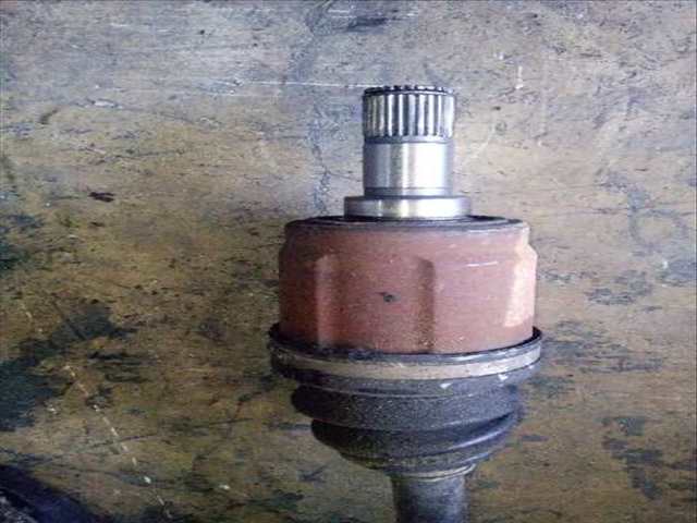 Foto 2ª: Transmision Delantera Izquierda Honda Crv ELEGANCE 150CV 110KW RE) [R20A2] (2009)