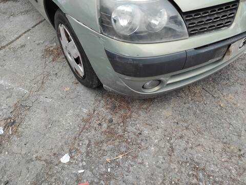 Foto 3ª: Paragolpes Delantero Renault Clio D7F720 (2002)