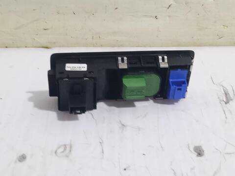 Foto 2ª: Botonera Elevalunas Volkswagen Transporter T6 CARAVELLE TRENDLINE [CXHB] (2019)