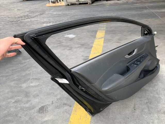Foto 2ª: Puerta Delantera Izquierda Hyundai Kona 1.0 TGDI 120CV [G3LC] (2019)