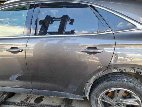 Puerta Trasera Izquierda DS 7 GRAND CHIC 177CV