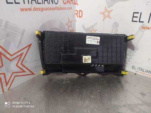 Foto 4ª: Mando Climatizador Toyota Auris HYBRID ACTIVE 99CV 73KW [2ZR] (2010)