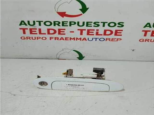 Maneta Exterior Delantera Derecha Toyota Yaris 1.3 LINEA LUNA [1.3 LTR. 63KW 16V CAT]