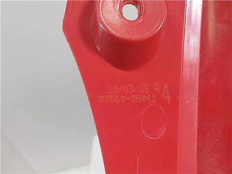 Foto 3ª: Piloto Trasero Izquierdo Peugeot 107 1.0 BASICO 68CV 50KW [1KR (384 F)] (2008)