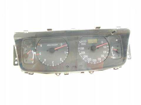 Cuadro de Instrumentos Mitsubishi Montero 2.5 TD GLS