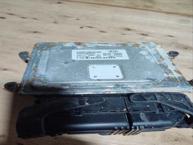 Foto 3ª: Centralita Motor ECU Kia Ceed VERSION INDEFINIDA SPORTSWAGON CD) (2018)