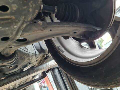 Brazo Suspension Delantero Izquierdo Mazda CX7 ER) LUXURY