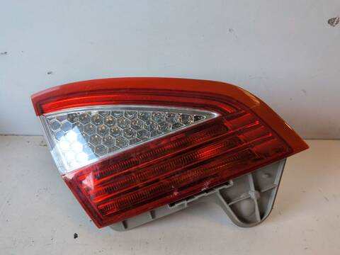 Piloto Trasero Izquierdo Ford Mondeo QXBA BERLINA
