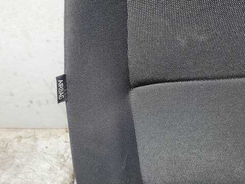 Foto 2ª: Asiento Delantero Derecho Volkswagen Caddy OUTDOOR 4MOTION BMT 122CV 90KW [DFSE] (2019)