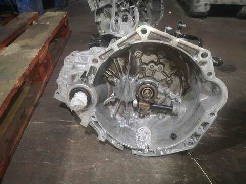 Foto 3ª: Caja Cambios Kia Rio G4LA (2018)