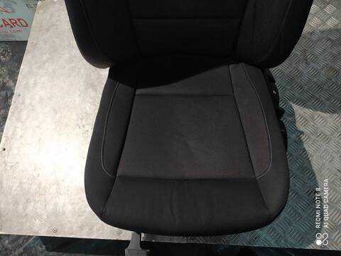 Foto 3ª: Asientos Traseros Bmw Serie 1 114 120D BERLINA 177CV 130KW [N47D20A] (2008)