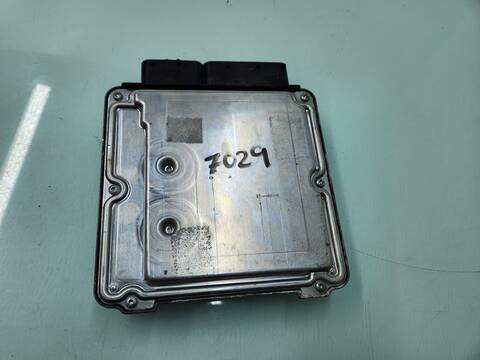 Foto 3ª: Centralita Motor ECU Audi A3 2.0 TDI AMBIENTE 140CV 103KW [BKD] (2007)