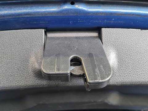 Cerradura Maletero Portón Volkswagen Scirocco 2.0 TDI 103KW) 140CV