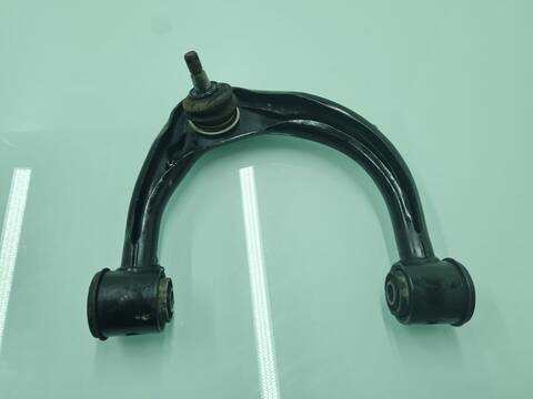 Brazo Suspension Delantero Derecho Toyota Land Cruiser VX 177CV 130KW