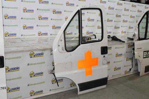 Foto 3ª: Puerta Delantera Izquierda Fiat Ducato 2.3 JTD BATALLA 2850 MM [F1AE0481C]