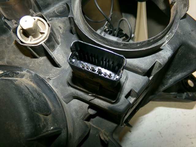 Foto 4ª: Faro Derecho Citroen C5 2.0 HDI 2001-2004 [RHZ] (2001)
