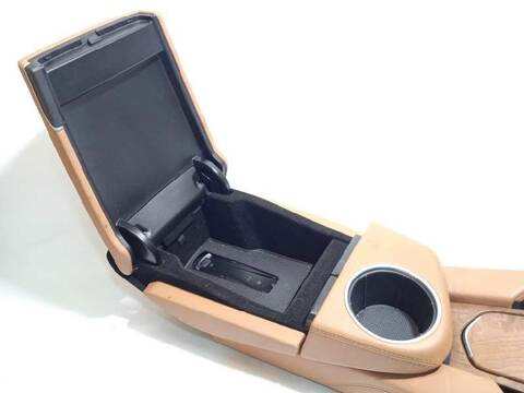 Foto 4ª: Consola Central Porsche Panamera 4 S 400CV 294KW [M4840] (2011)