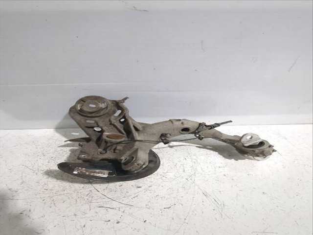 Foto 2ª: Mangueta Trasera Derecha Alfa Romeo Giulietta 1.6 JTDM 940FXD1A) 105CV [940 A3.000] (2010)