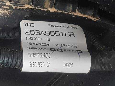 Foto 3ª: Paragolpes Delantero Dacia Sandero EXPRESSION (2022)