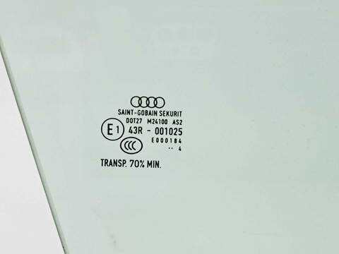 Foto 3ª: Luna Delantera Derecha Audi A3 1.6 TDI 110CV 81KW [CRK] (2014)